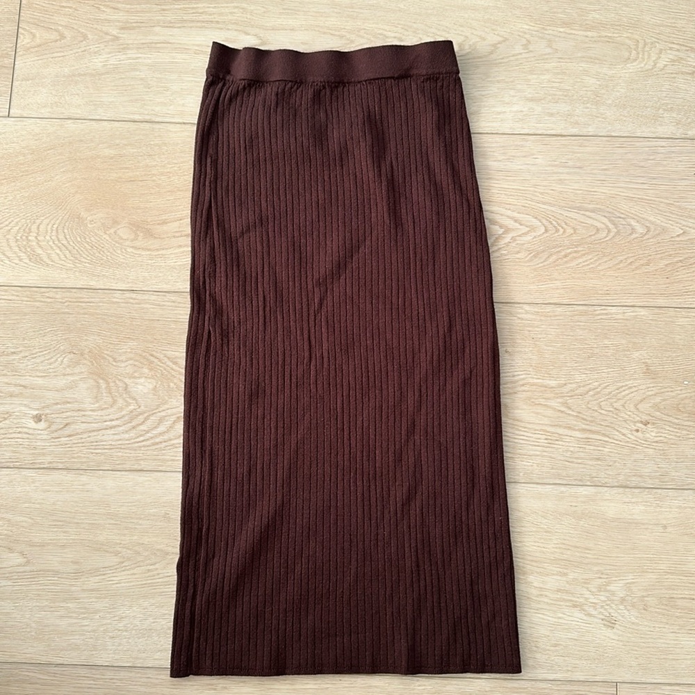 Max Studio Ribbed Pencil Skirt